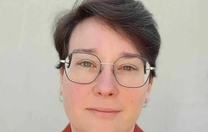 Iris Giffard