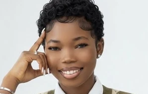 Akatiou Manglwa Araba