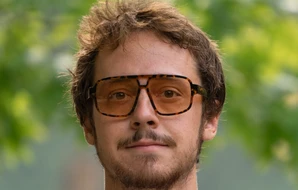 Théo