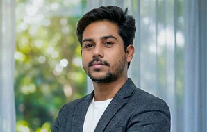 Md Maruf Hossain
