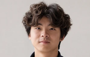 Yihang Liu