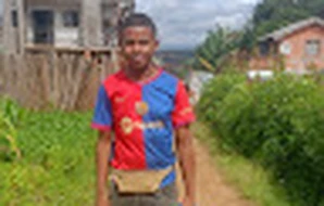 Yanick Noa Romy Alderic Andriamampionona
